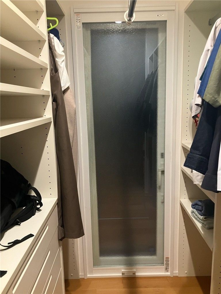 施工後　寝室勝手口