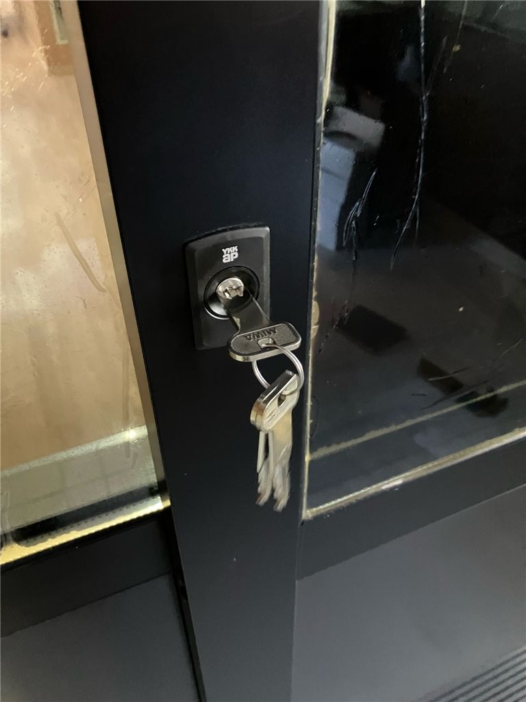 勝手口鍵　施工後