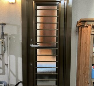 勝手口　施工後