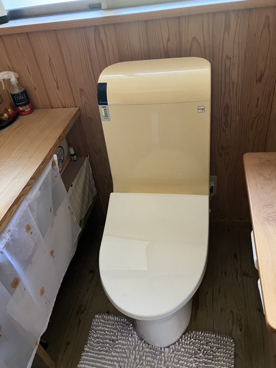 トイレリフォーム 施工前